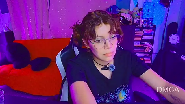Drea Foox online show from May 6, 2:51 am