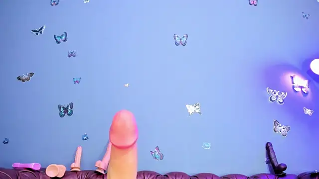 Kaira mosse online show from March 11, 11:01 am