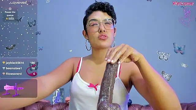 Kaira mosse online show from March 18, 3:53 pm