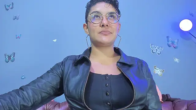 Kaira mosse online show from January 13, 11:48 am