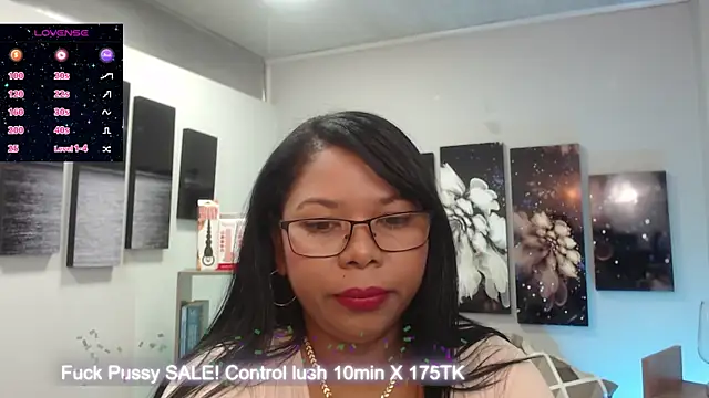 Snapshot of Keilathompson chatting on January 21, 10:19 am Keilathompson online show from January 21, 10:19 am