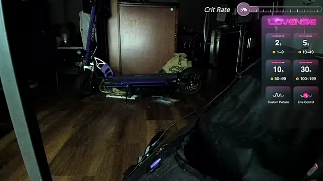 Snapshot of aaron_s_x chatting on January 8, 7:55 am aaron s x online show from January 8, 7:55 am