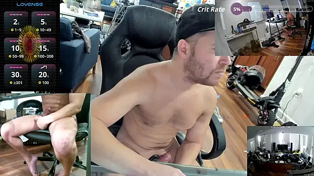 Snapshot of aaron_s_x chatting on October 26, 7:42 pm aaron s x online show from October 26, 7:42 pm