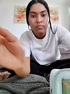 AnneteLynch online show from March 24, 9:42 pm