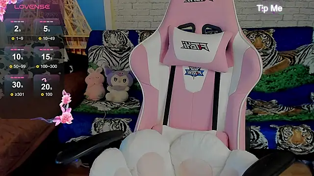 b1gBlushkk online show from October 4, 2:04 pm