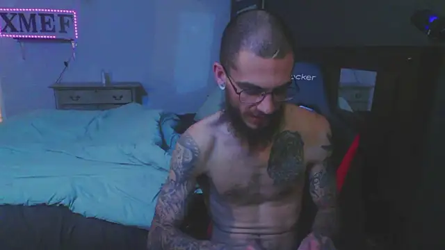 XMeF10 online show from December 27, 6:14 am