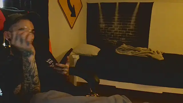 XMeF10 online show from March 13, 6:12 pm