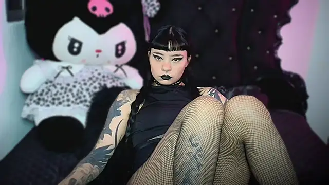 lilithmoon 666  online show from January 14, 10:58 pm