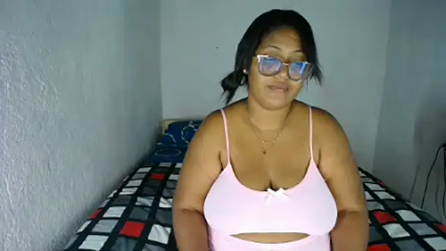 miajoseph  online show from January 7, 3:53 am