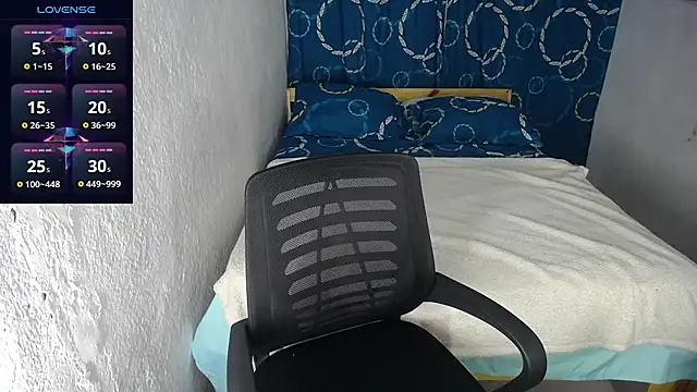 miajoseph  online show from April 28, 3:22 am