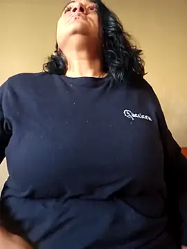 paulinaDiaz1 online show from November 2, 3:25 pm