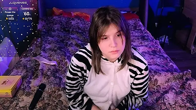 Ruyjin Choi online show from December 17, 1:05 pm