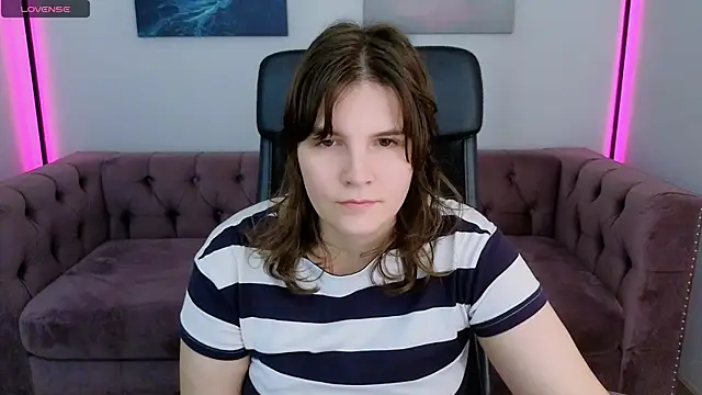 Ruyjin Choi online show from September 15, 3:12 pm