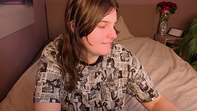 Snapshot of Ruyjin_Choi chatting on February 12, 10:43 am Ruyjin Choi online show from February 12, 10:43 am