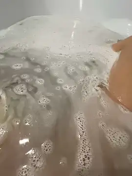 anyAna21 online show from December 14, 3:15 pm