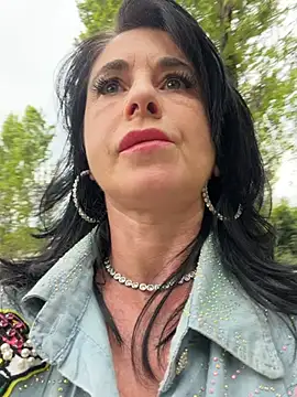 MichelleCara online show from April 12, 2:22 pm