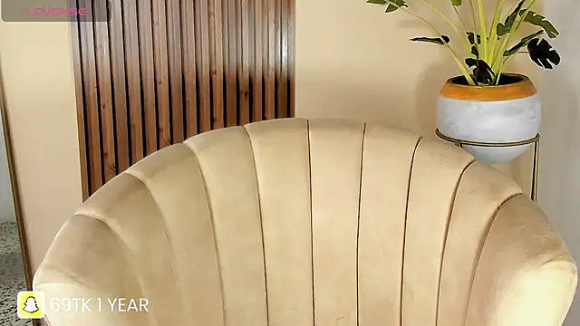 kenayfox online show from March 21, 5:21 am