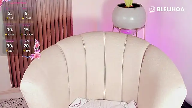 kenayfox online show from February 19, 6:53 am