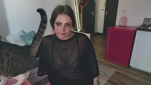 ce leste   online show from October 18, 1:12 pm