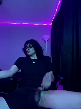 Snapshot of plutomf chatting on October 21, 6:14 am plutomf online show from October 21, 6:14 am