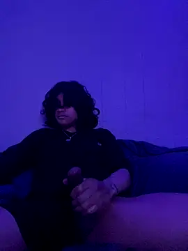 plutomf online show from December 19, 8:32 am