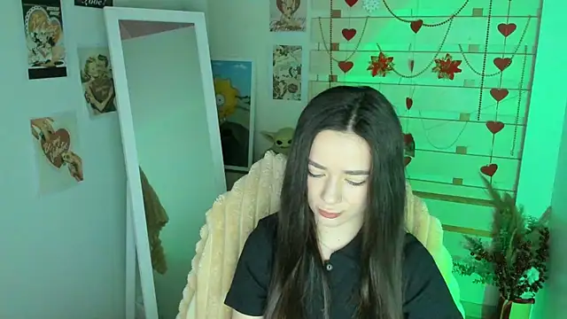 Bella XO online show from April 3, 6:11 am