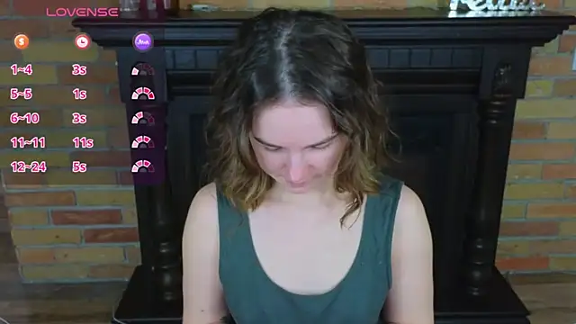 Ellie Sunset online show from March 18, 9:23 am