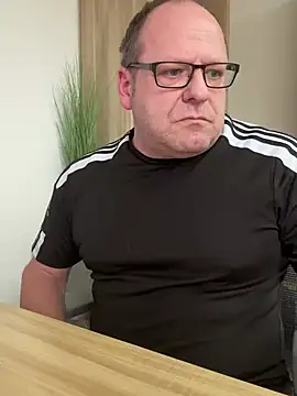 coupleLatinaLovers online show from January 30, 12:59 pm