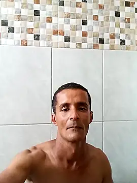 Snapshot of morenogato100 chatting on October 12, 5:01 pm morenogato100 online show from October 12, 5:01 pm