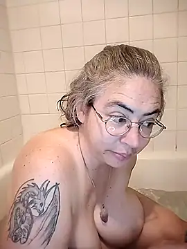 GraceHenderson online show from February 8, 3:00 pm