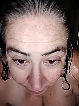 GraceHenderson online show from October 4, 4:32 am