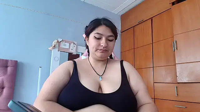  69HONRY online show from February 2, 4:32 pm