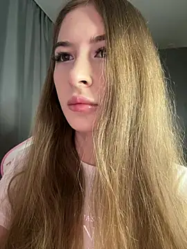 Snapshot of your_girl_next_door chatting on February 2, 2:02 pm your girl next door online show from February 2, 2:02 pm