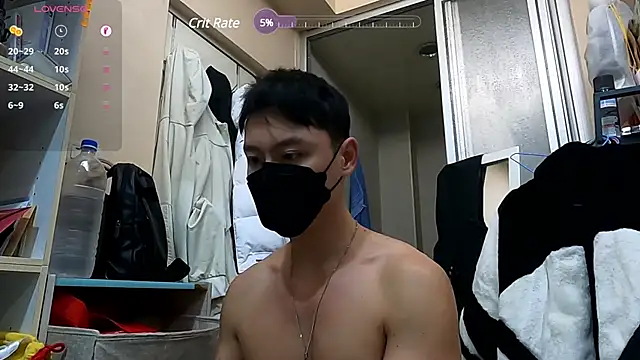 Snapshot of frnk30151 chatting on January 2, 2:46 pm frnk30151 online show from January 2, 2:46 pm