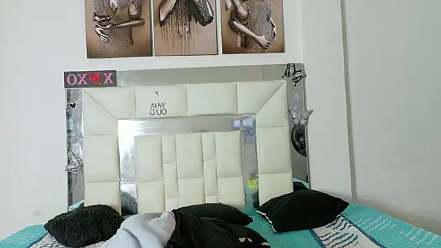 Snapshot of Sexy_Alejandro_ chatting on December 14, 4:20 pm Sexy Alejandro online show from December 14, 4:20 pm