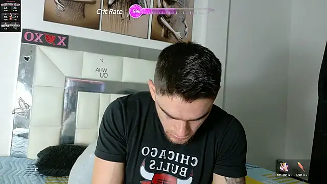 Snapshot of Sexy_Alejandro_ chatting on February 17, 11:23 am Sexy Alejandro online show from February 17, 11:23 am
