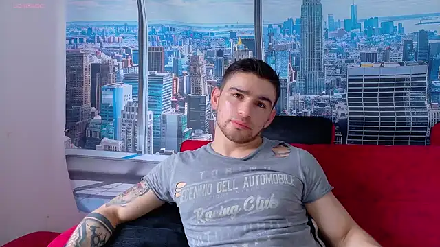 Snapshot of Sexy_Alejandro_ chatting on February 25, 5:58 pm Sexy Alejandro online show from February 25, 5:58 pm