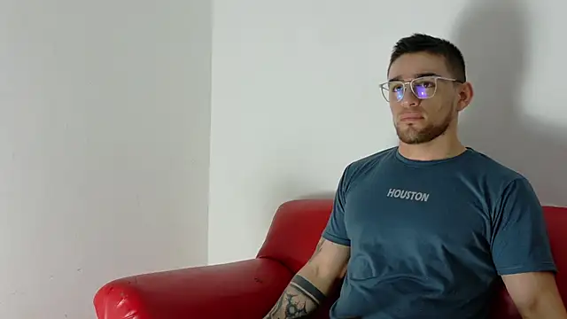 Sexy Alejandro  online show from December 3, 11:41 am