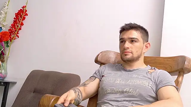 Sexy Alejandro  online show from February 23, 7:33 pm