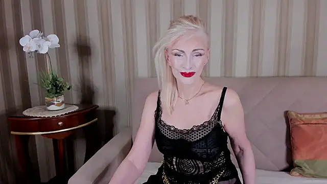 Rita Farel online show from December 20, 8:49 pm