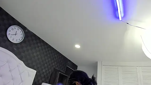 rave connor online show from September 19, 7:47 pm