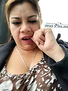 Laura-Hernandez online show from December 23, 4:06 pm