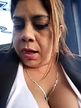 Laura-Hernandez online show from January 9, 10:41 pm