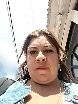 Laura-Hernandez online show from January 15, 7:34 pm