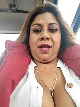 Laura-Hernandez online show from February 14, 9:21 pm