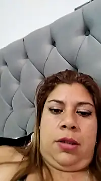 Laura-Hernandez online show from February 27, 5:36 pm