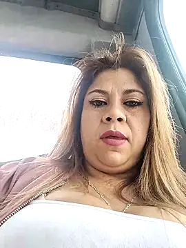 Laura-Hernandez online show from March 7, 3:07 pm