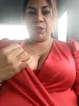 Laura-Hernandez online show from March 21, 8:08 pm