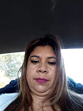 Laura-Hernandez online show from November 9, 12:47 pm