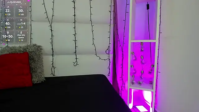 Snapshot of Stefyrossy chatting on March 5, 12:34 pm Stefyrossy online show from March 5, 12:34 pm